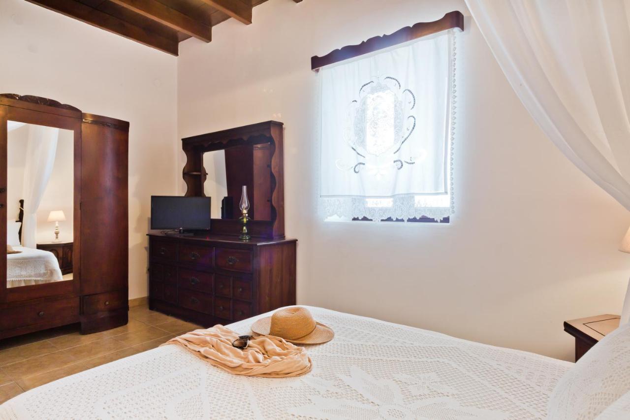 Villa Symone Afiartis Extérieur photo